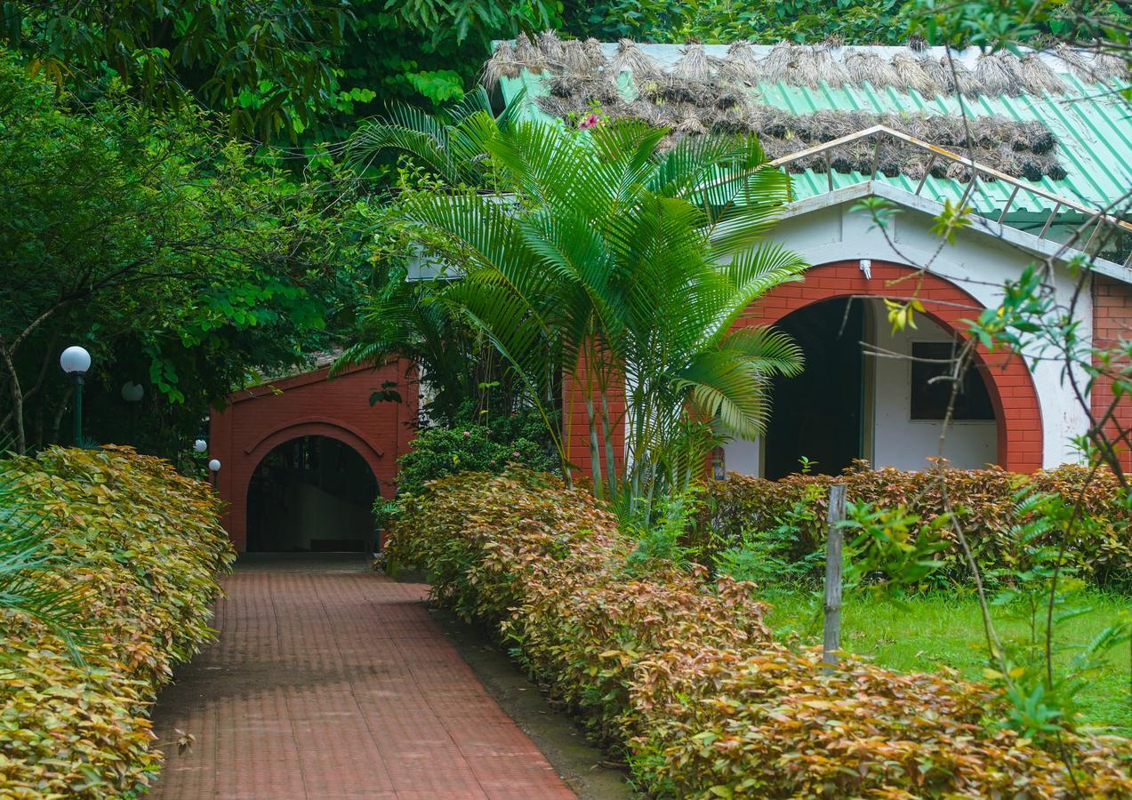 Nature Trails Sajan, Vikramgad Kudān Esterno foto
